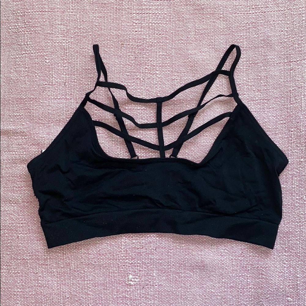 Victoria’s Secret cage light support sports bra